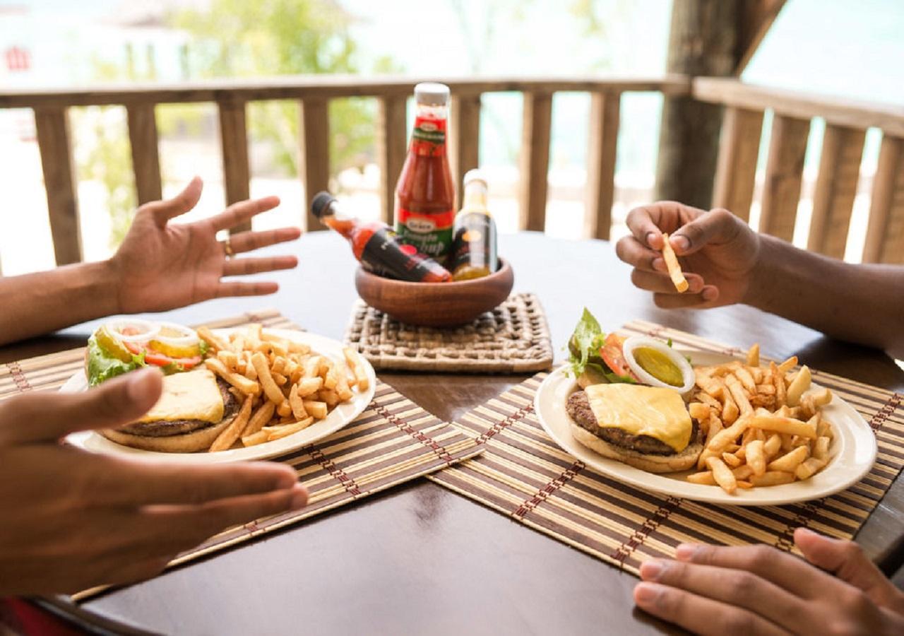 מונטגו ביי Seagarden Beach Resort מראה חיצוני תמונה